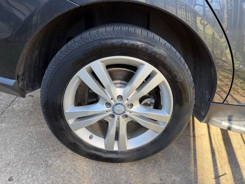 Used 2014 Mercedes-Benz ML 350 BlueTEC 4MATIC image 25