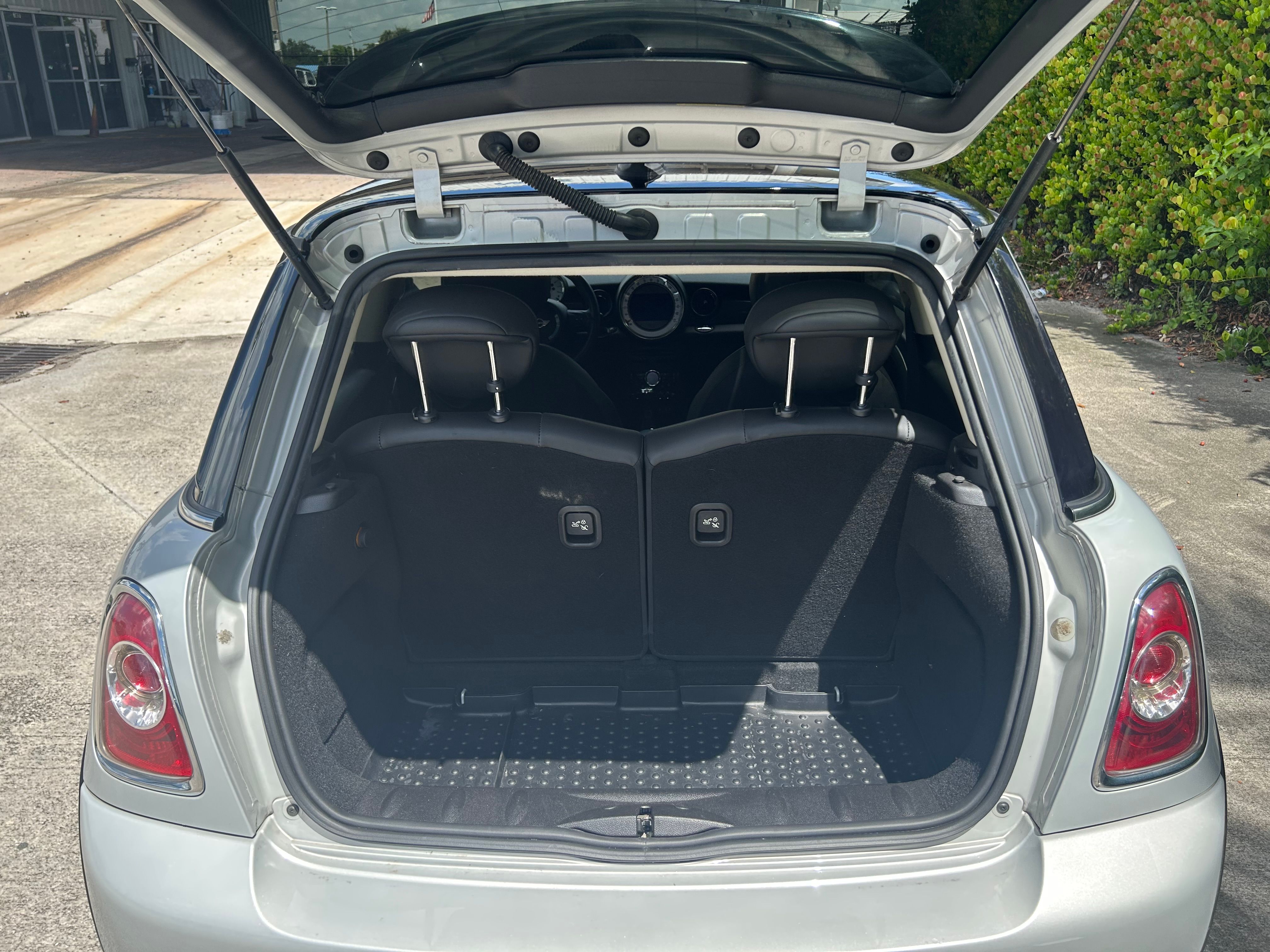 Used 2012 MINI Cooper S FWD image 6