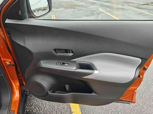 Used 2021 Nissan Kicks SR w/ SR Premium Package FWD image 15