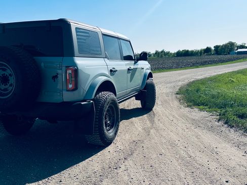 Used 2022 Ford Bronco Wildtrak image 11