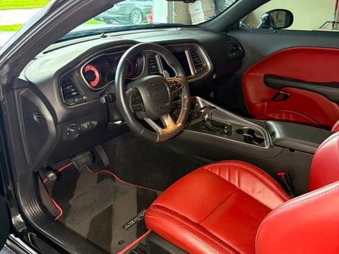 Used 2019 Dodge Challenger SRT Hellcat Redeye RWD image 10