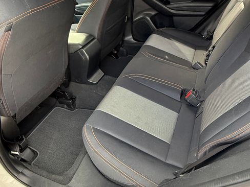 Used 2019 Subaru Crosstrek 2.0i Premium AWD/4WD image 13