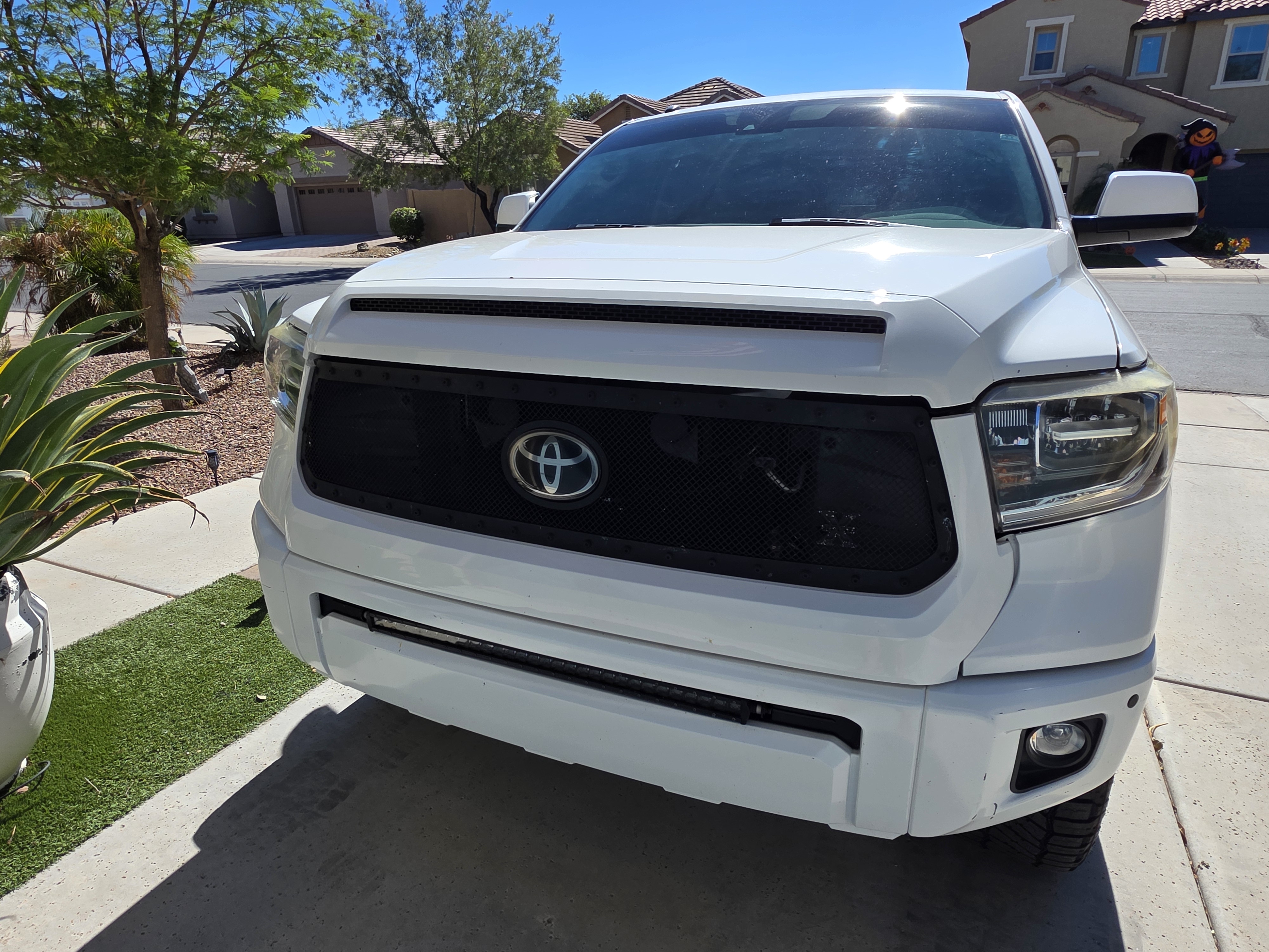 Used 2019 Toyota Tundra Platinum AWD/4WD image 4