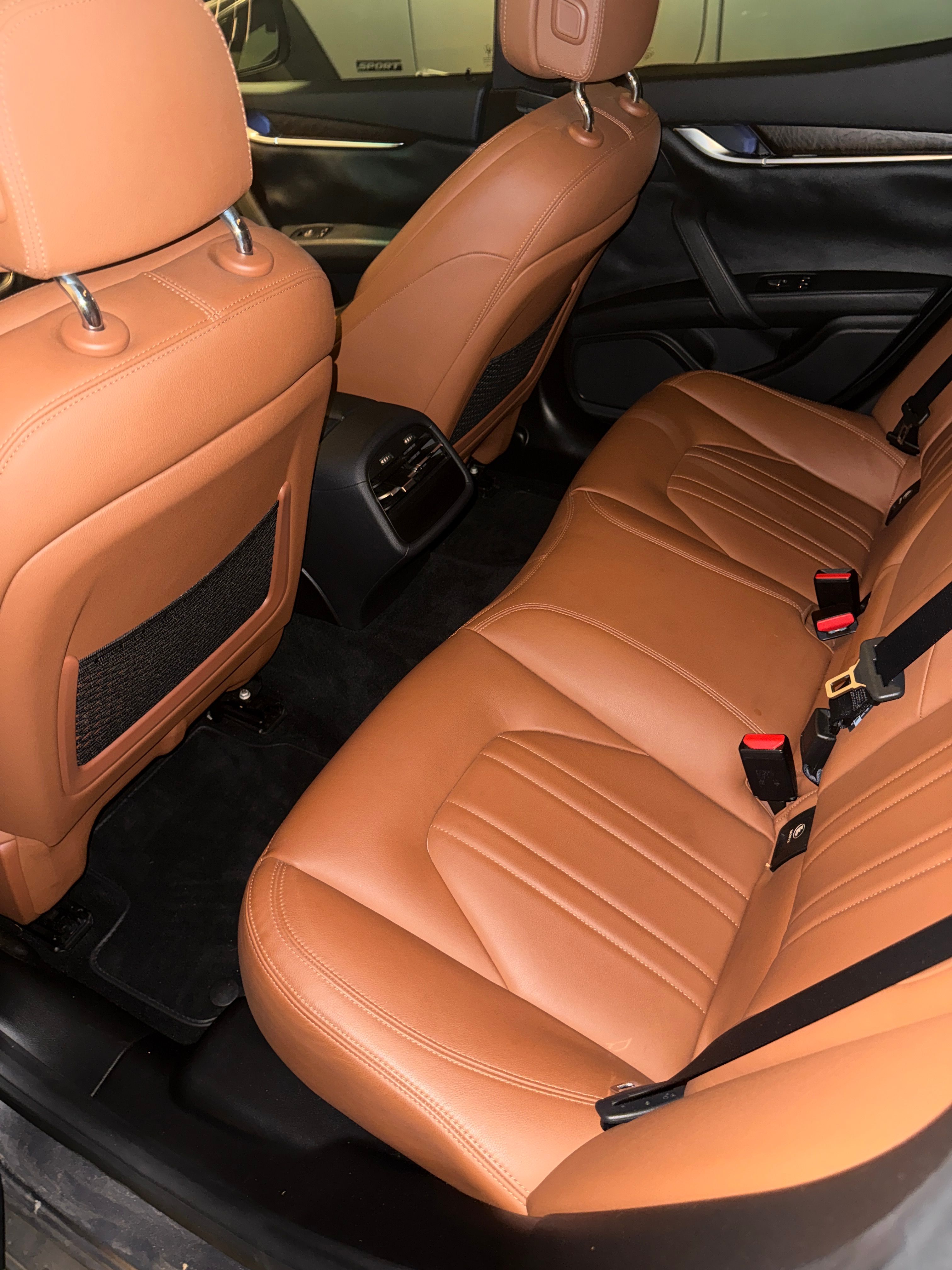 Used 2014 Maserati Ghibli RWD image 10