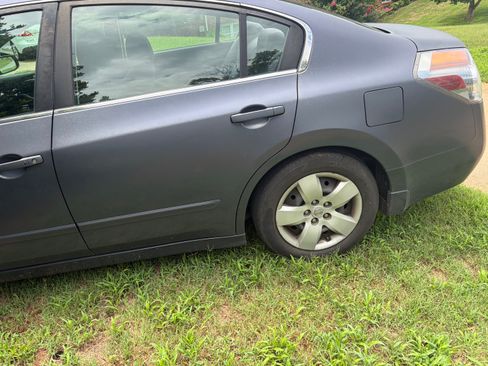 Used 2007 Nissan Altima 2.5 S w/ Emergency Aid Pkg FWD image 12