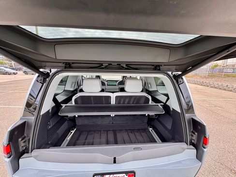 Used 2023 Rivian R1S Adventure AWD/4WD image 15