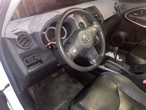 Used 2012 Toyota RAV4 Sport w/ Enhancement Value Pkg image 11