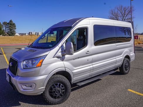 Used 2023 Ford Transit 250 Medium Roof w/ Load Area Protection Package image 4