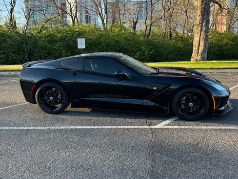 Used 2016 Chevrolet Corvette Stingray Coupe image 4
