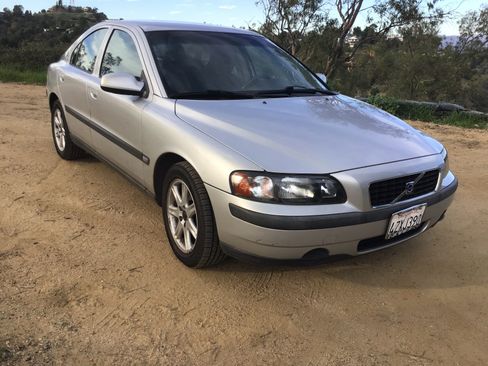 Used 2002 Volvo S60 2.4 image 2