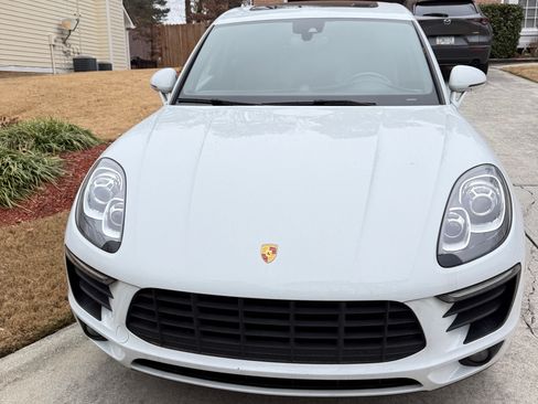 Used 2018 Porsche Macan Sport Edition image 6