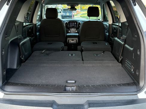 Used 2021 Chevrolet Traverse LT AWD/4WD image 13