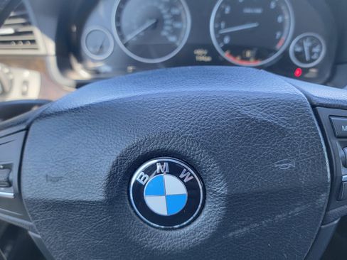 Used 2011 BMW 528i Sedan image 21