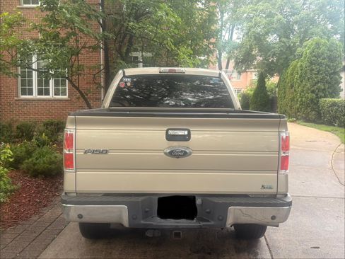 Used 2010 Ford F150 XLT AWD/4WD image 5