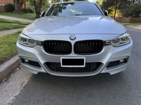 Used 2018 BMW 340i xDrive Sedan AWD/4WD image 6