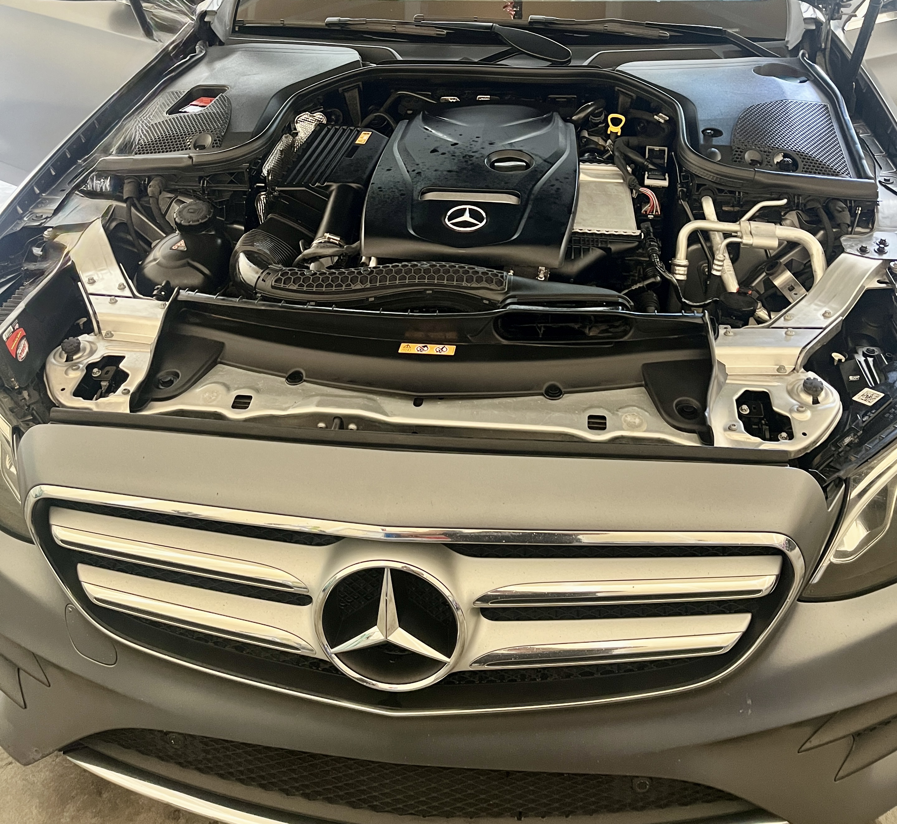 Used 2017 Mercedes-Benz E 300 4MATIC image 10