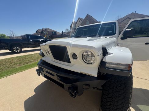 Used 2020 Jeep Gladiator Sport w/ Quick Order Package 24S image 20