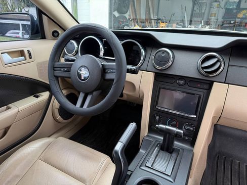 Used 2008 Ford Mustang Premium image 10