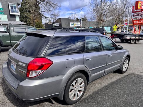 Used 2009 Subaru Outback 2.5i Limited image 6