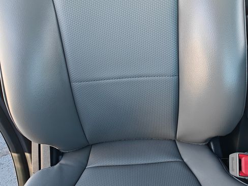 Used 2017 Ford F250 XL w/ STX Appearance Package image 9