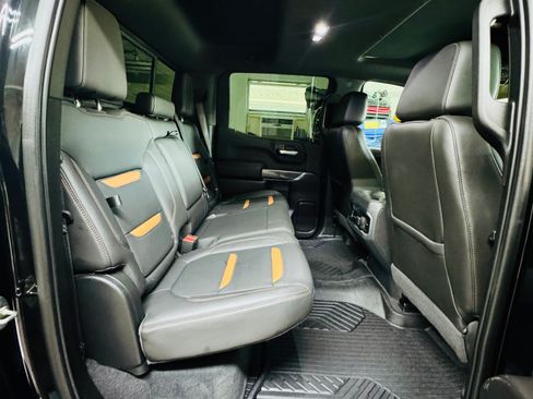 Used 2020 GMC Sierra 1500 AT4 w/ AT4 Premium Package AWD/4WD image 19