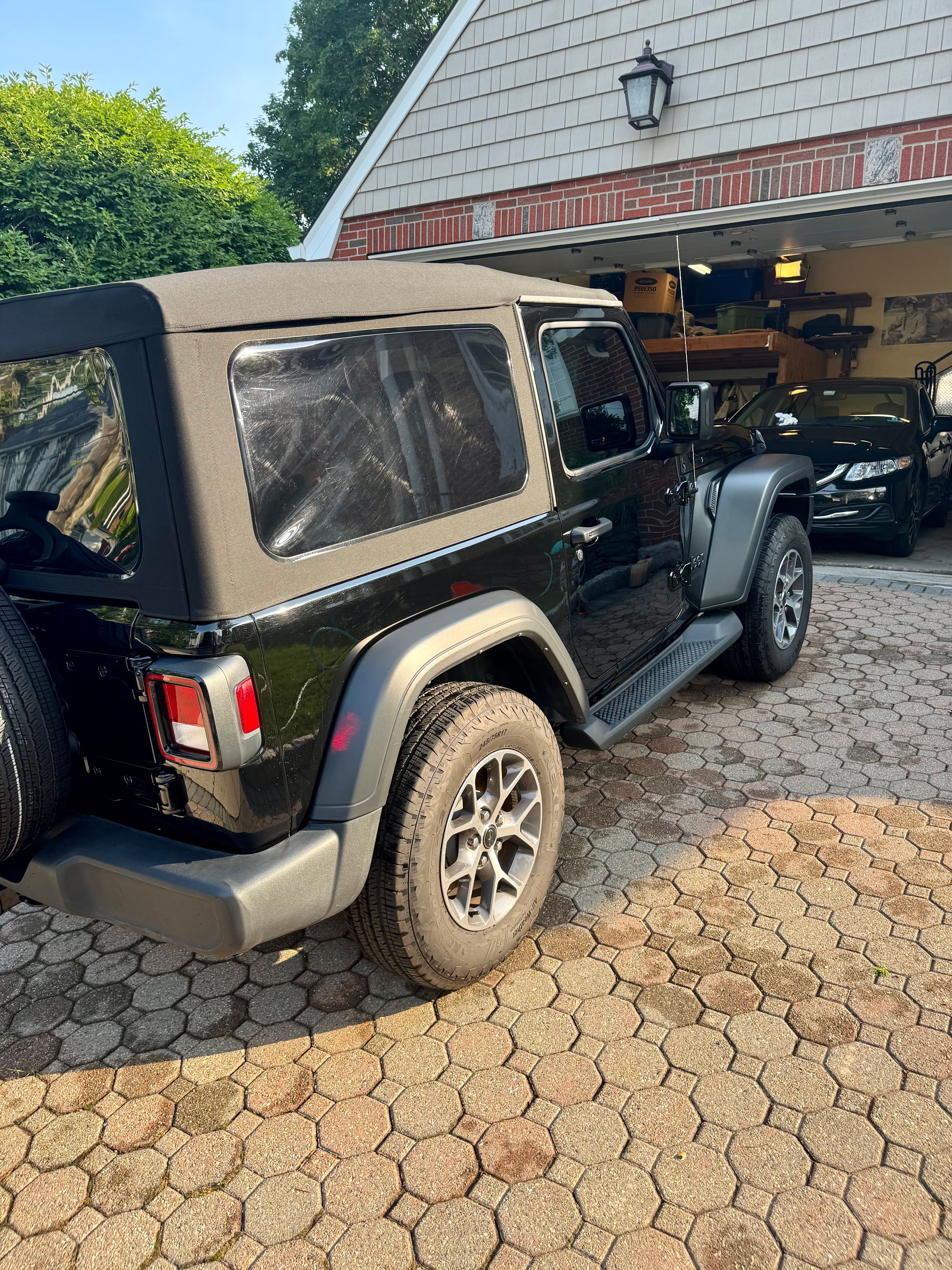 Used 2022 Jeep Wrangler Sport AWD/4WD image 8
