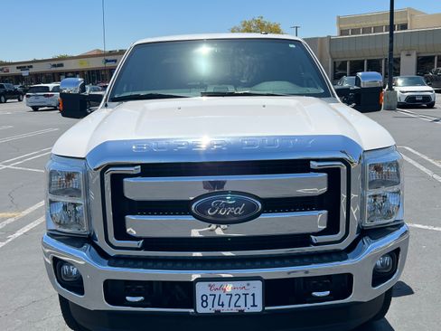 Used 2015 Ford F350 Lariat w/ Lariat Ultimate Package AWD/4WD image 9