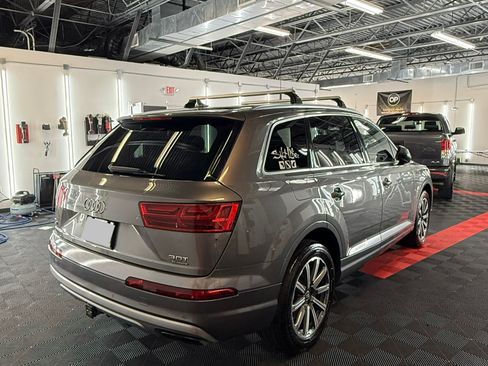 Used 2017 Audi Q7 3.0T Premium Plus w/ Premium Plus Package AWD/4WD image 8