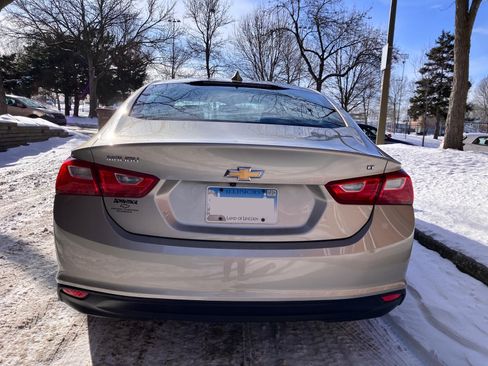 Used 2016 Chevrolet Malibu LT image 11