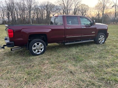 Used 2017 Chevrolet Silverado 2500 High Country w/ Duramax Plus Package image 4