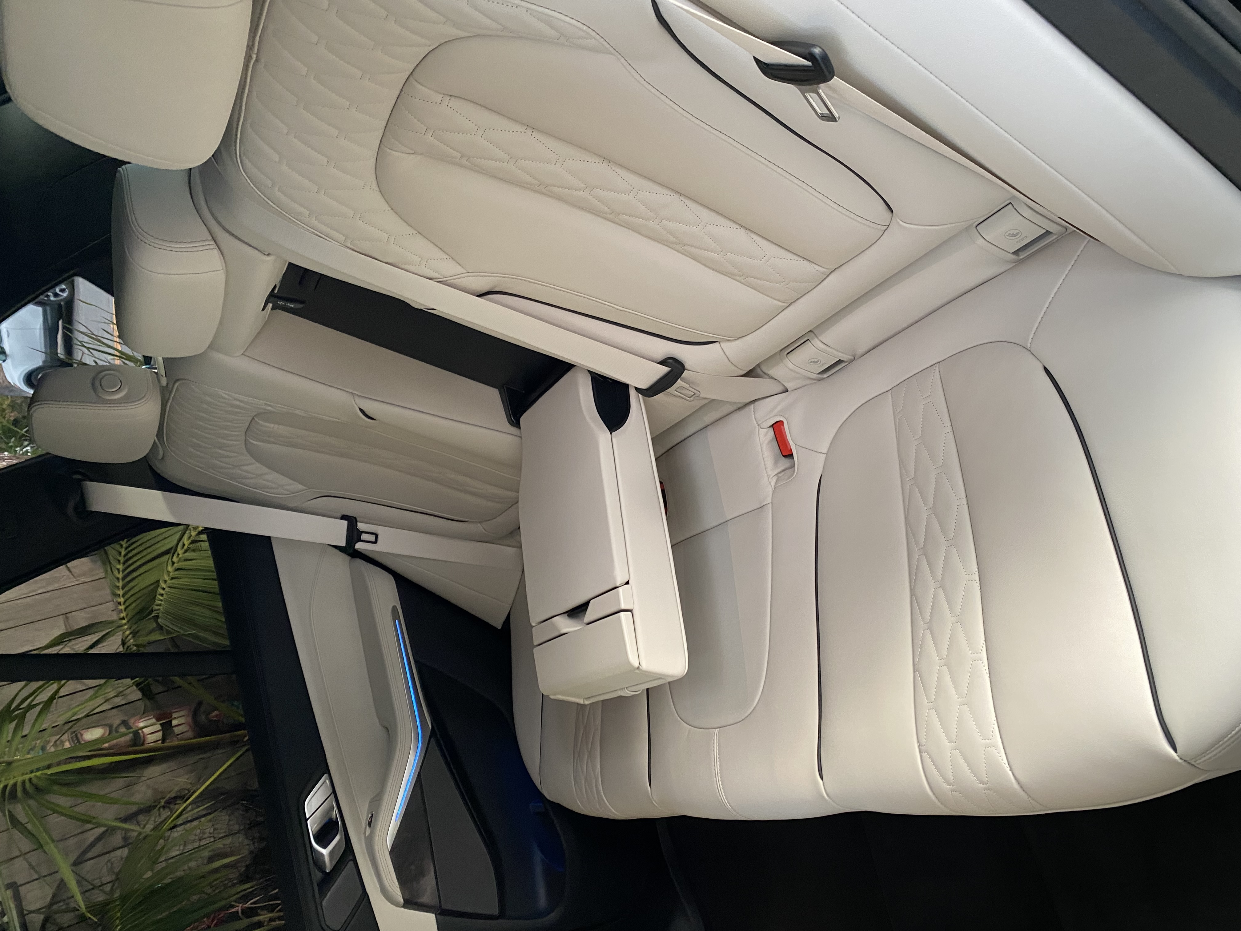 Used 2026 BMW X5 xDrive40i w/ M Sport Package AWD/4WD image 12