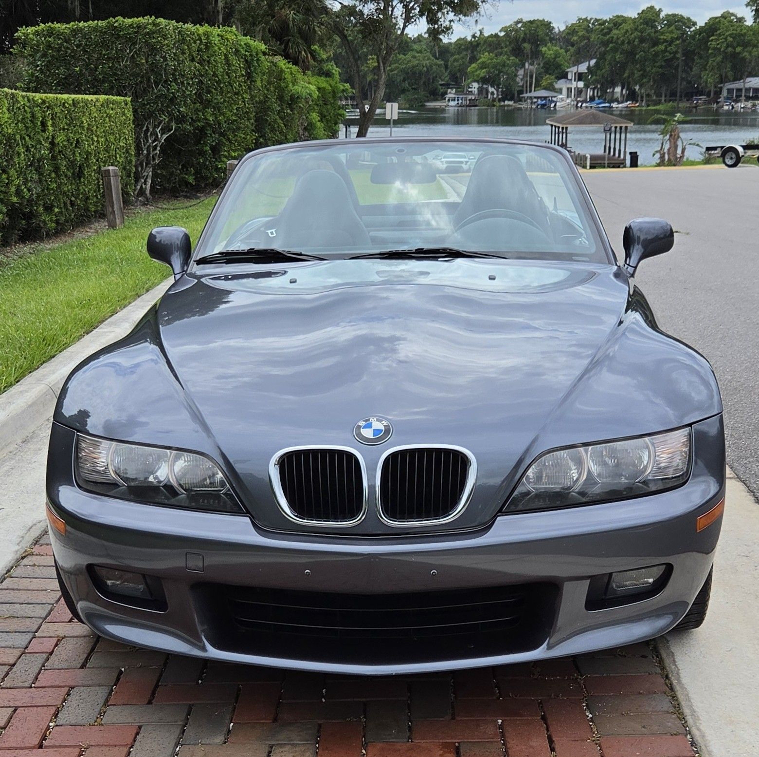 Used 2000 BMW Z3 2.5i RWD image 5