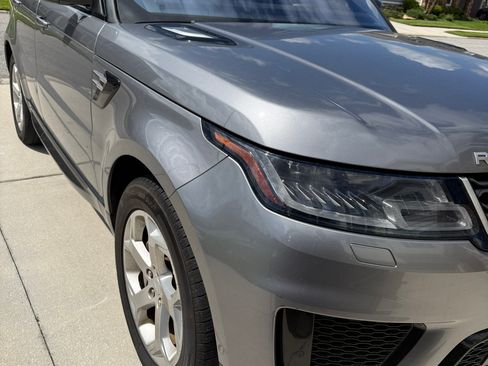 Used 2020 Land Rover Range Rover Sport HSE AWD/4WD image 4