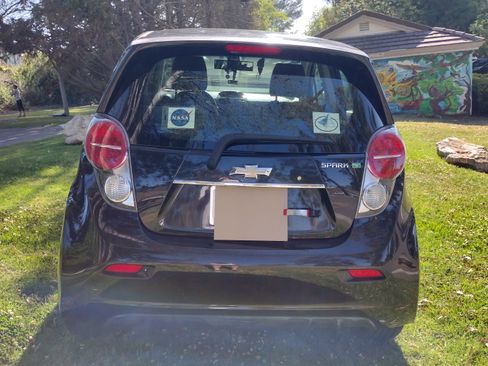 Used 2014 Chevrolet Spark LT image 5