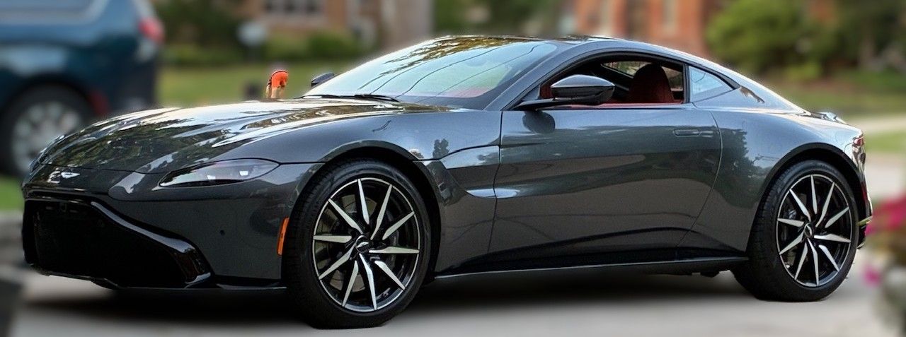 Used 2020 Aston Martin V8 Vantage Coupe RWD image 5