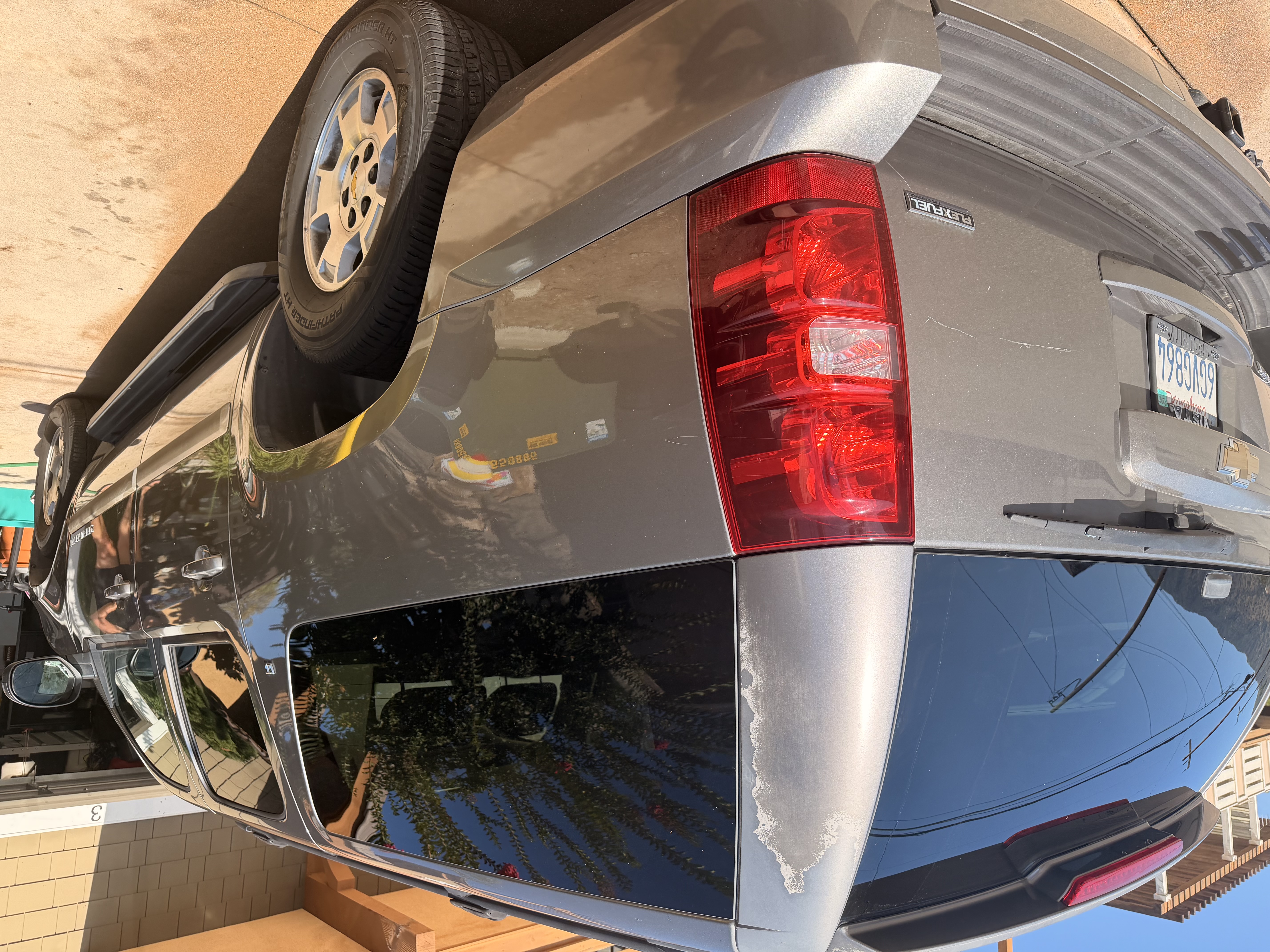 Used 2008 Chevrolet Suburban LT RWD image 6