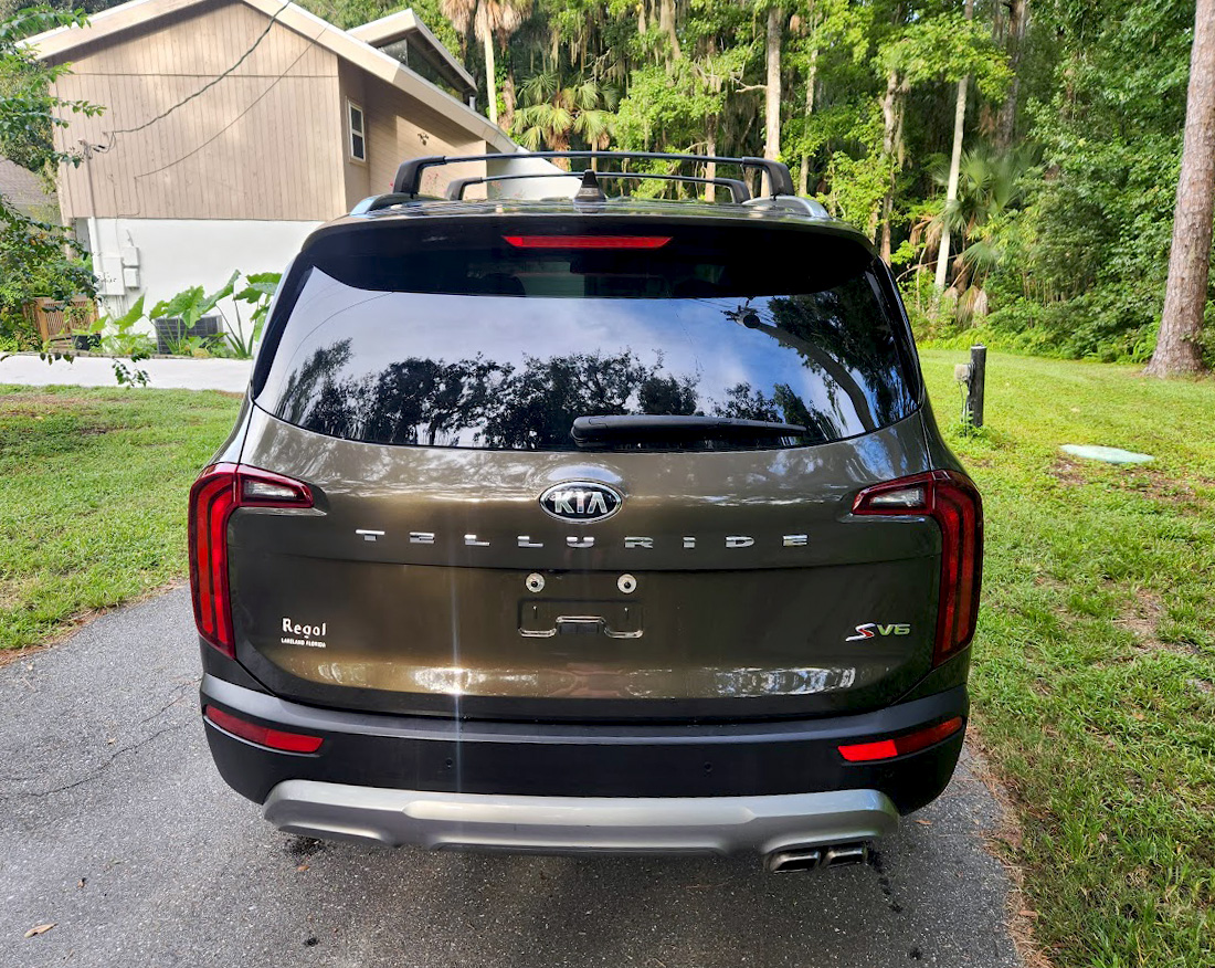 Used 2021 Kia Telluride S FWD image 9