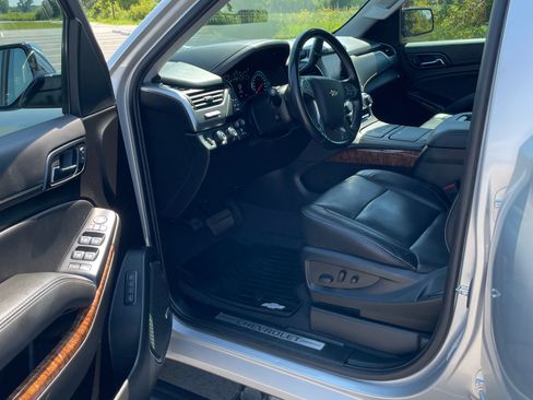Used 2020 Chevrolet Tahoe Premier image 13