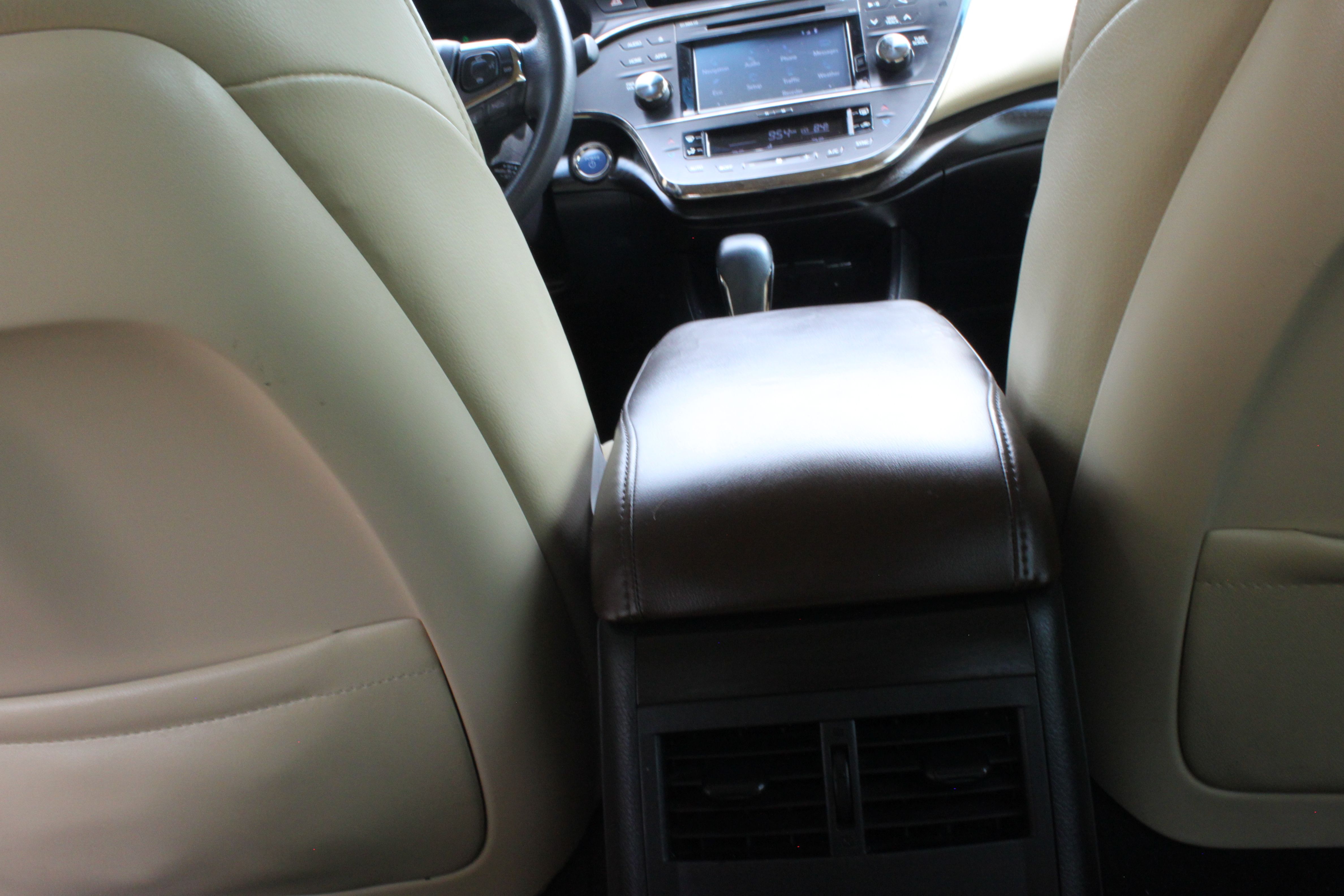 Used 2018 Toyota Avalon XLE Premium FWD image 26