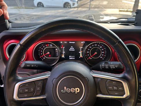 Used 2021 Jeep Wrangler Unlimited Rubicon image 5