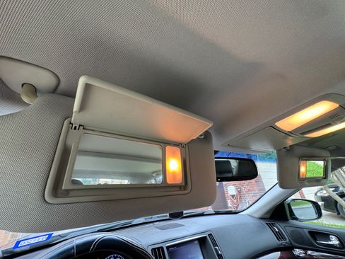 Used 2013 INFINITI G37 Journey w/ Premium Pkg image 25