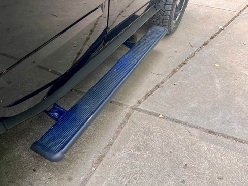 Used 2005 HUMMER H2 SUT Sport Utility Pickup 4D w/ Preferred Equipment Group image 12