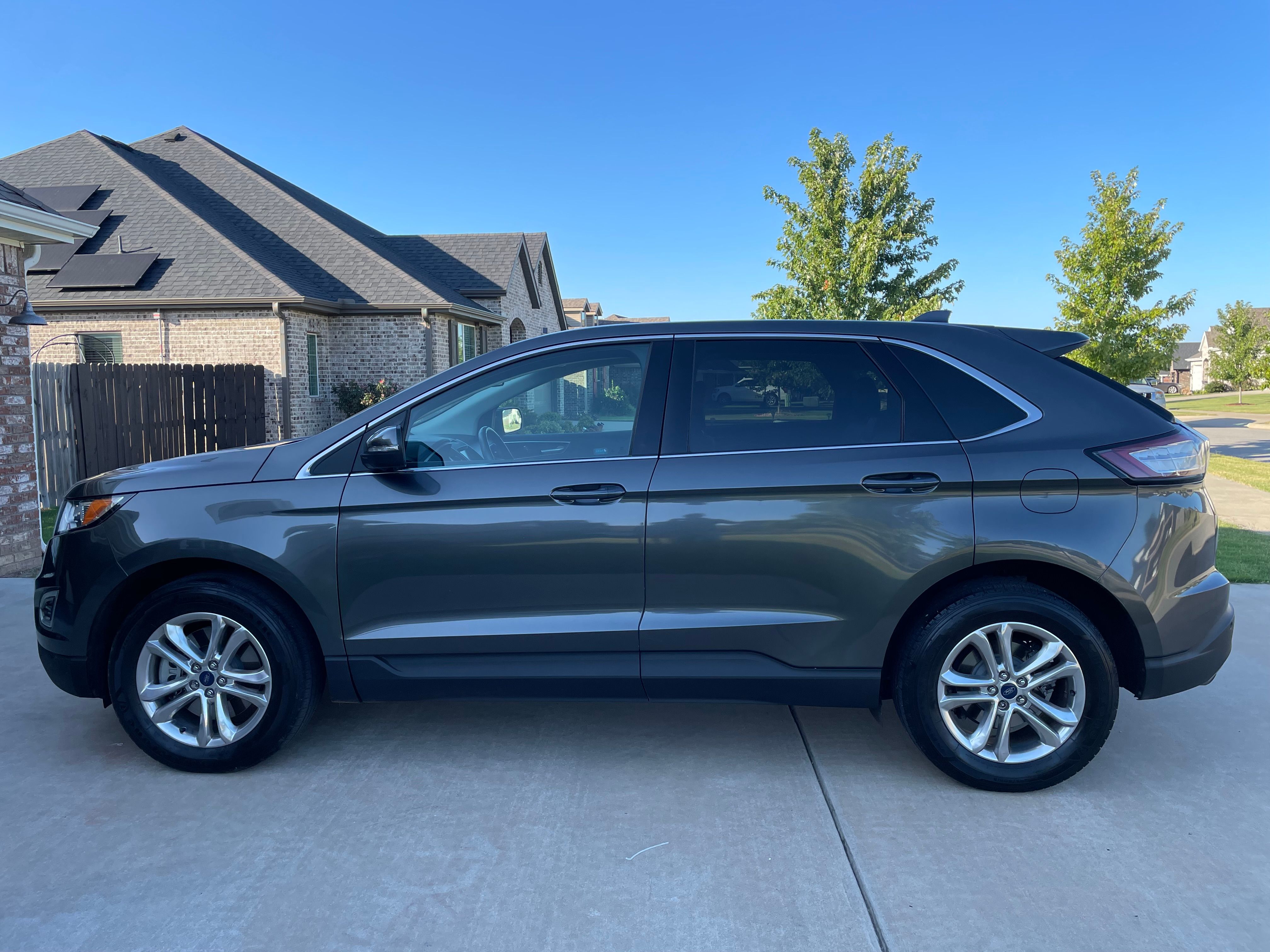 Used 2015 Ford Edge SEL w/ Equipment Group 201A AWD/4WD image 5