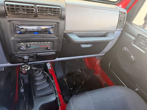 Used 1997 Jeep Wrangler Sport image 12