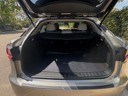 Used 2019 Lexus RX 450h AWD w/ Navigation Package image 9
