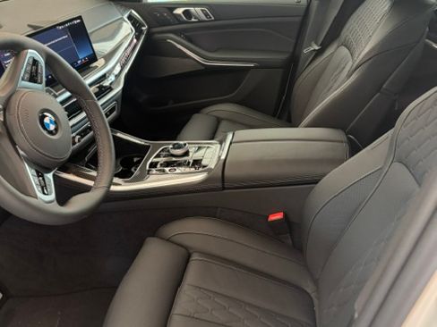 Used 2026 BMW X5 M60i AWD/4WD image 1