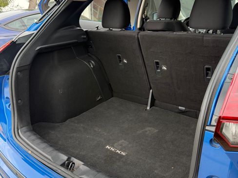 Used 2022 Nissan Kicks SV FWD image 15