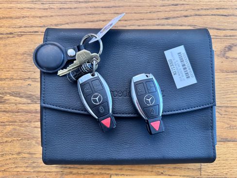 Used 2018 Mercedes-Benz GLC 300 4MATIC image 12