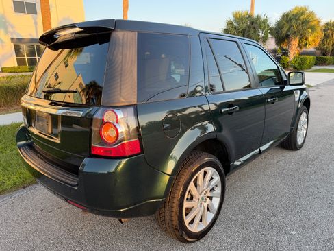 Used 2013 Land Rover LR2 AWD/4WD image 8