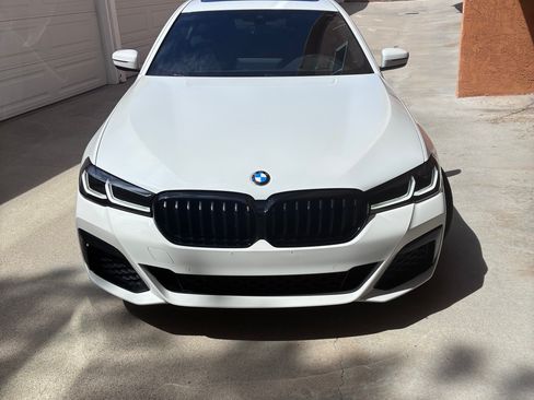Used 2022 BMW 530i xDrive w/ M Sport Package AWD/4WD image 8